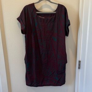 Manaola dress in Burgundy and Teal size M